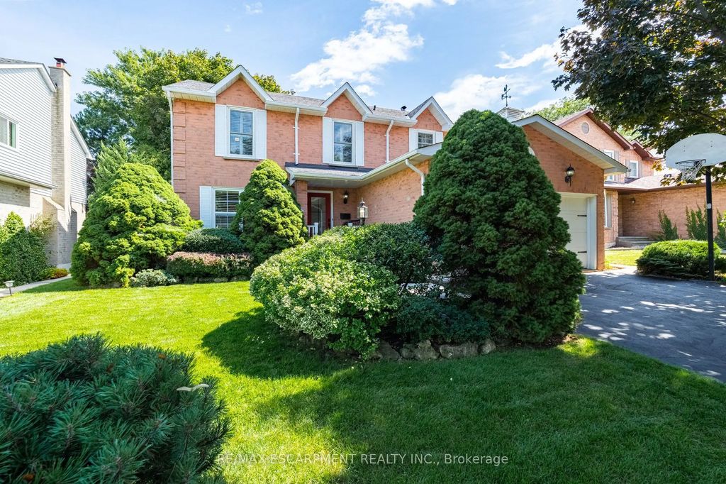 3212 Pinemeadow Drive, Burlington