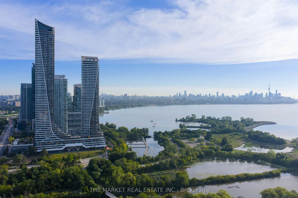 30 Shore Breeze Drive 6201, Toronto W06