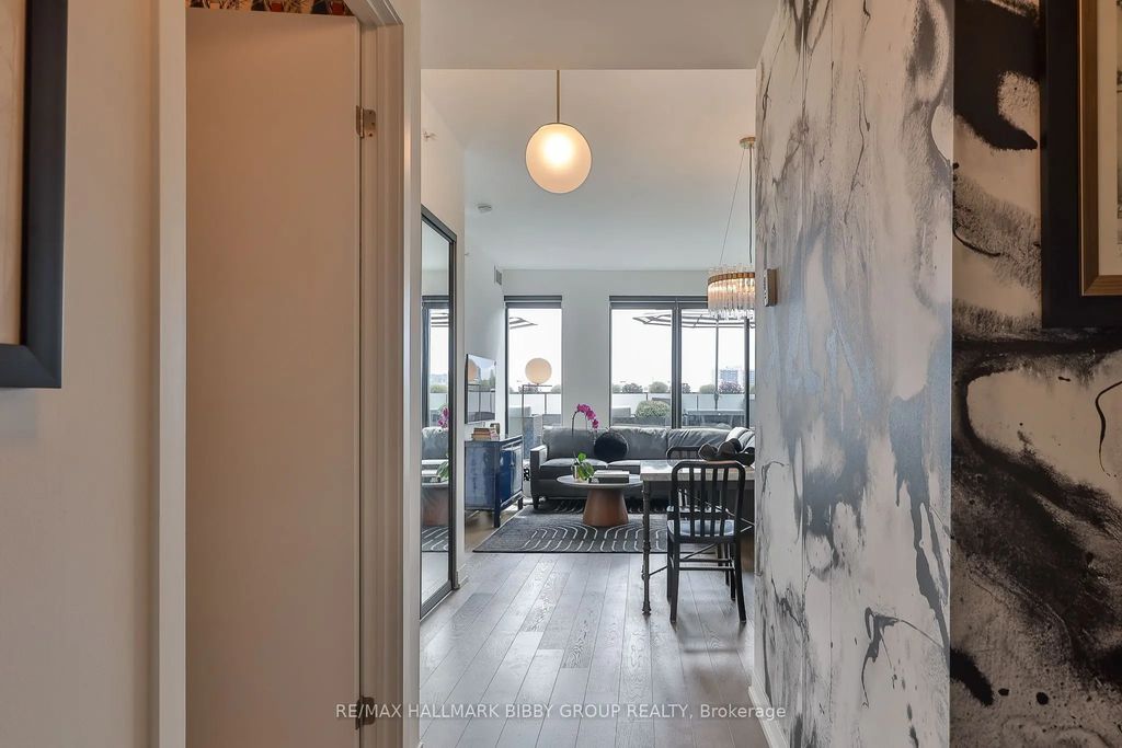 530 Indian Grove 614, Toronto W02
