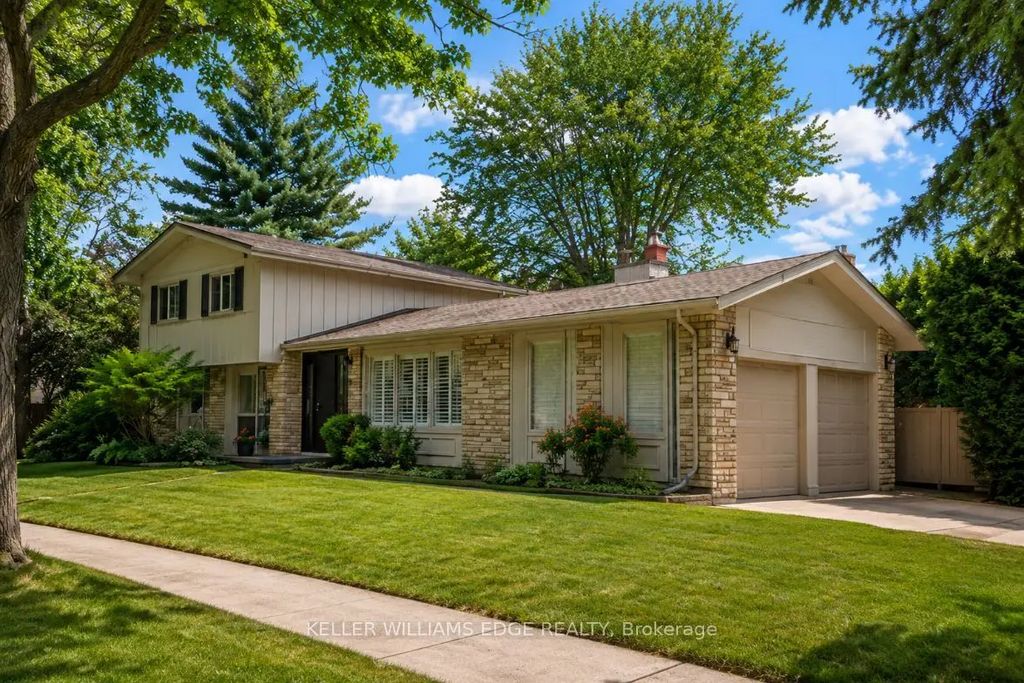 280 Penn Drive, Burlington
