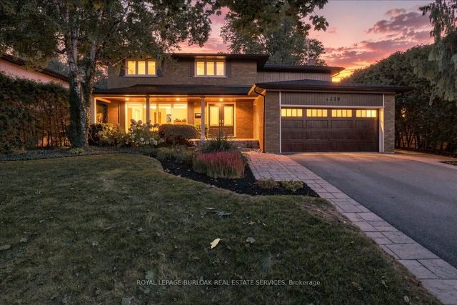 4430 Hawthorne Drive, Burlington