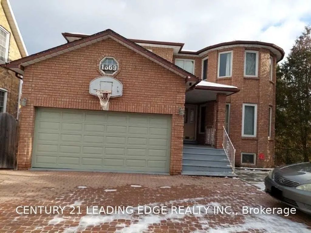 1669 Kipling Avenue, Toronto W09