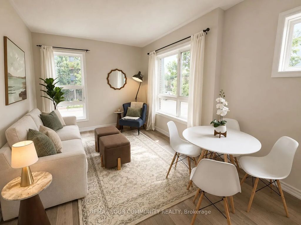 90 Caledonia Park Road 2, Toronto W03
