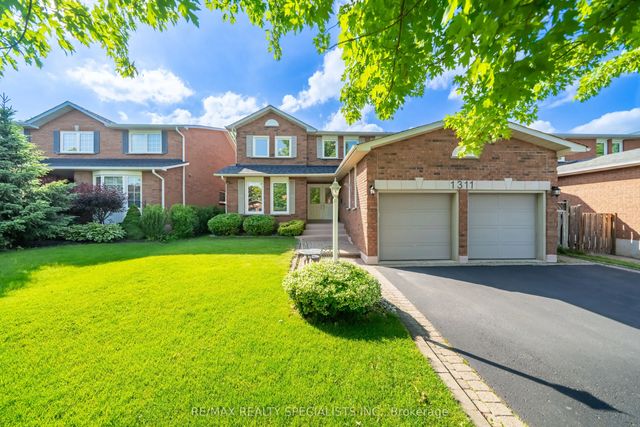 1311 Greenridge Circle, Oakville
