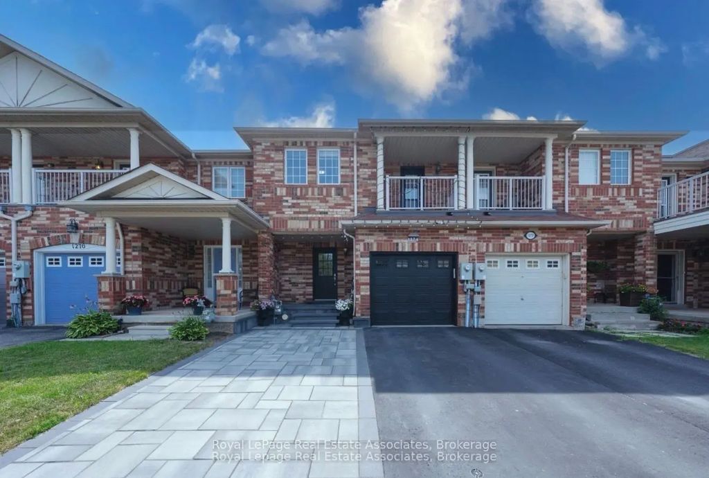 1274 Cartmer Way, Milton