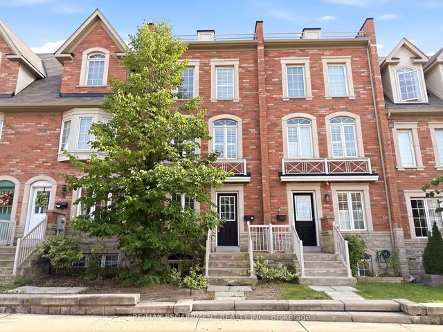 73 Ted Wray Circle, Toronto W05