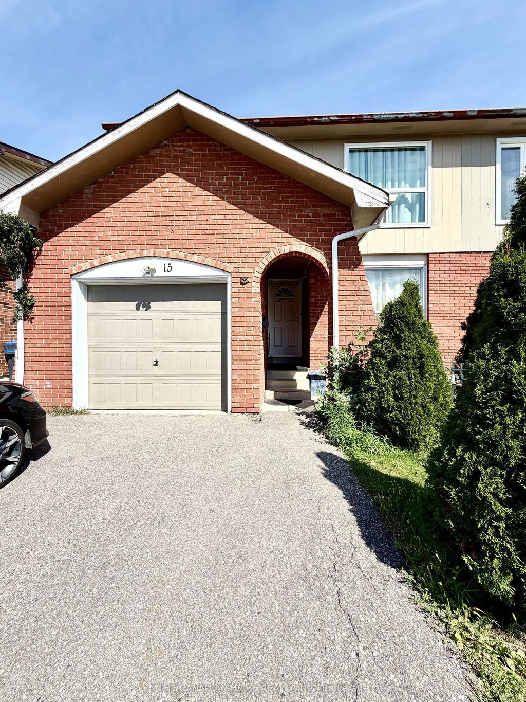 15 Hinchley Wood Grove, Brampton
