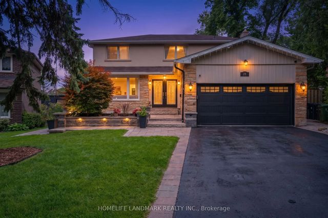 21 Bearwood Drive, Toronto W08