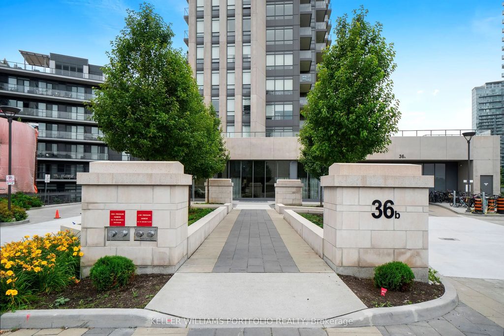 36 Park Lawn Road 1006, Toronto W06