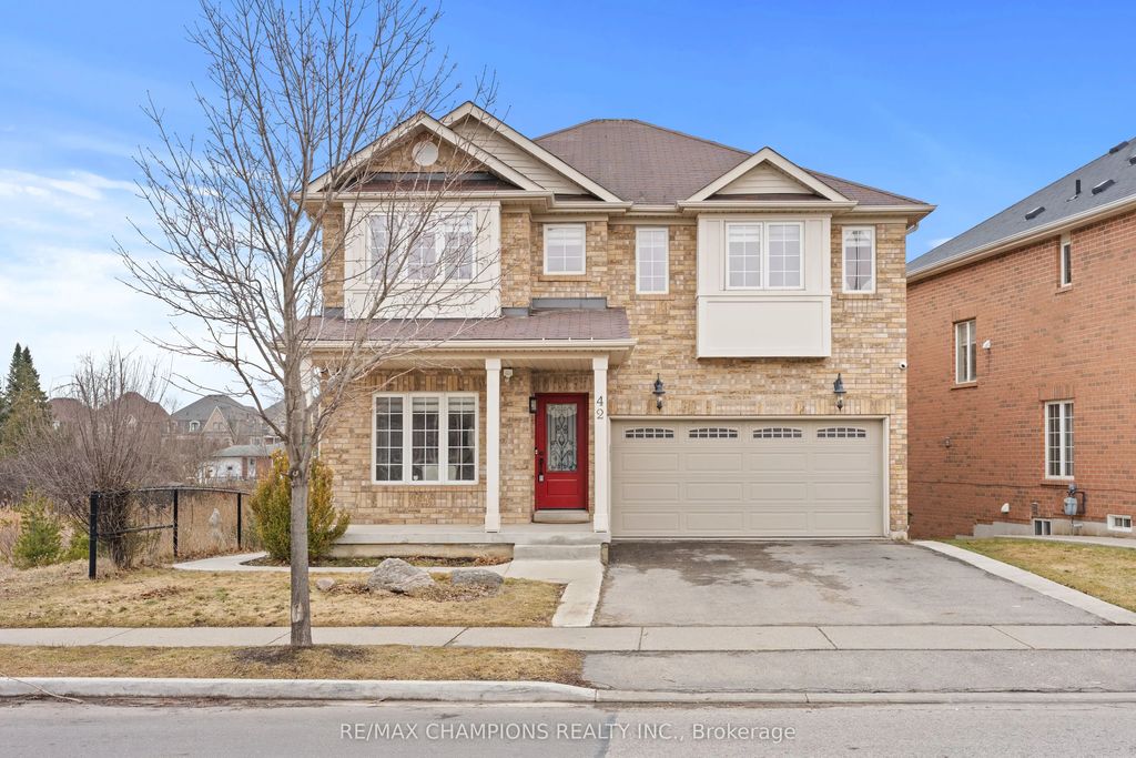 42 Abbotsbury Drive, Brampton