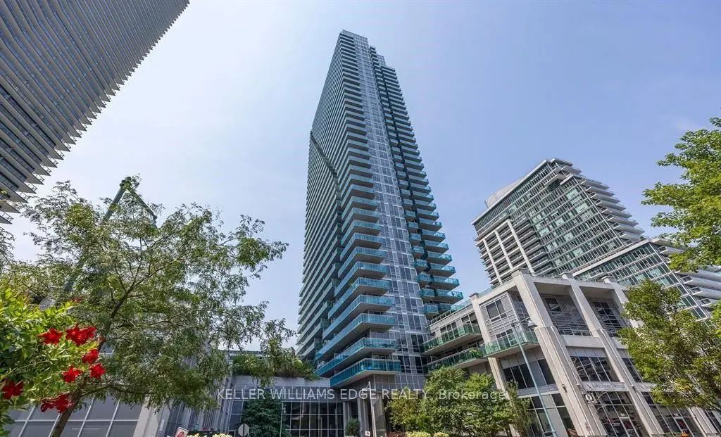 16 Brookers Lane 2602, Toronto W06