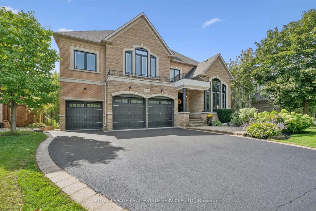 1036 Valley Crest Circle, Oakville