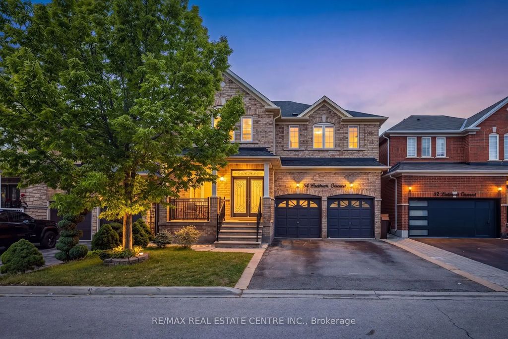 54 Lockburn Crescent, Brampton