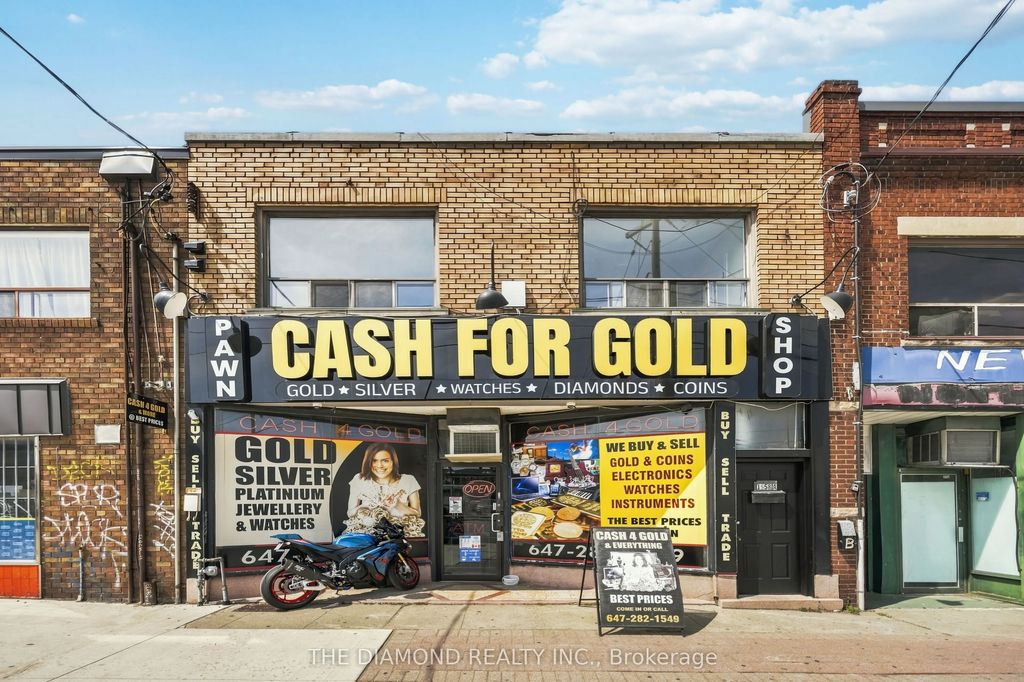 1958a Eglinton Avenue W, Toronto W04