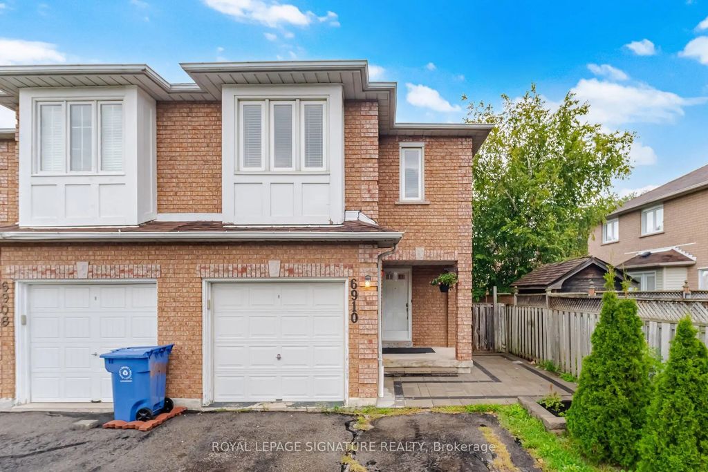 6910 Bansbridge Crescent, Mississauga