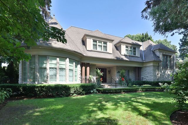 541 Arrowhead Road, Mississauga