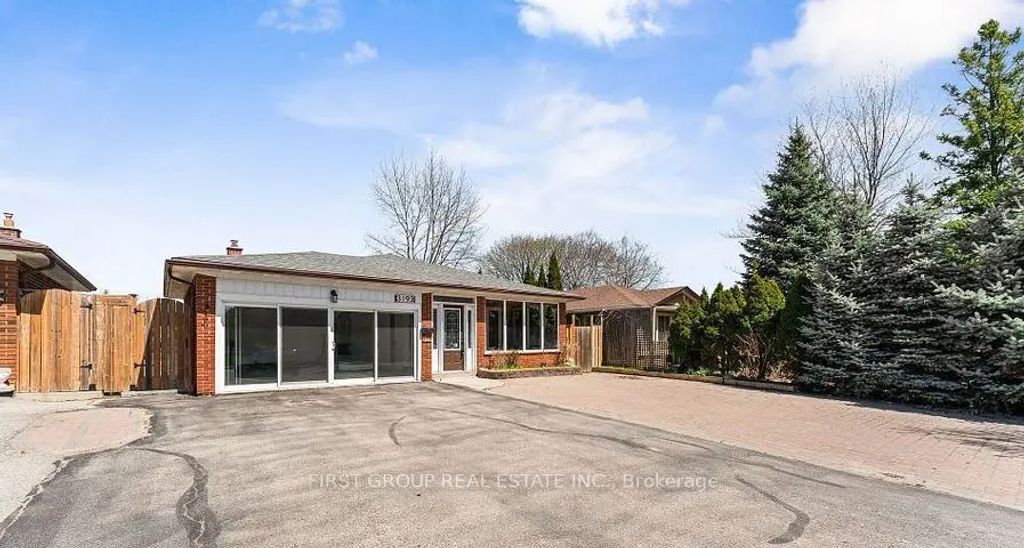 3193 Cawthra Road Main, Mississauga