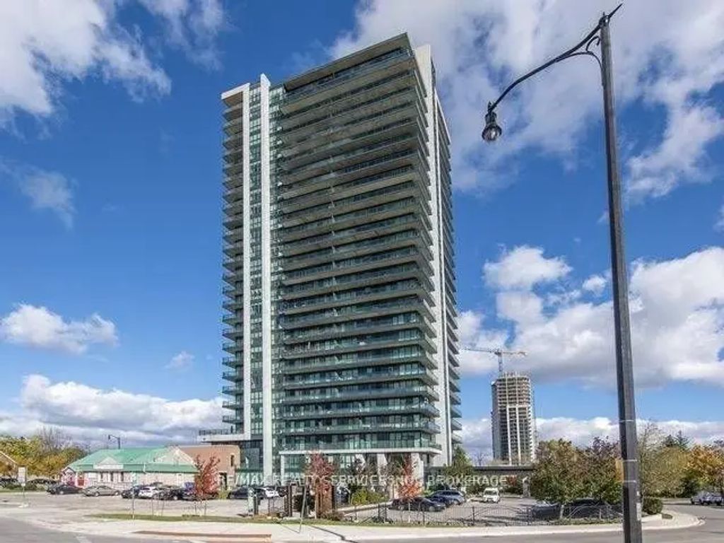 100 John Street 2005, Brampton