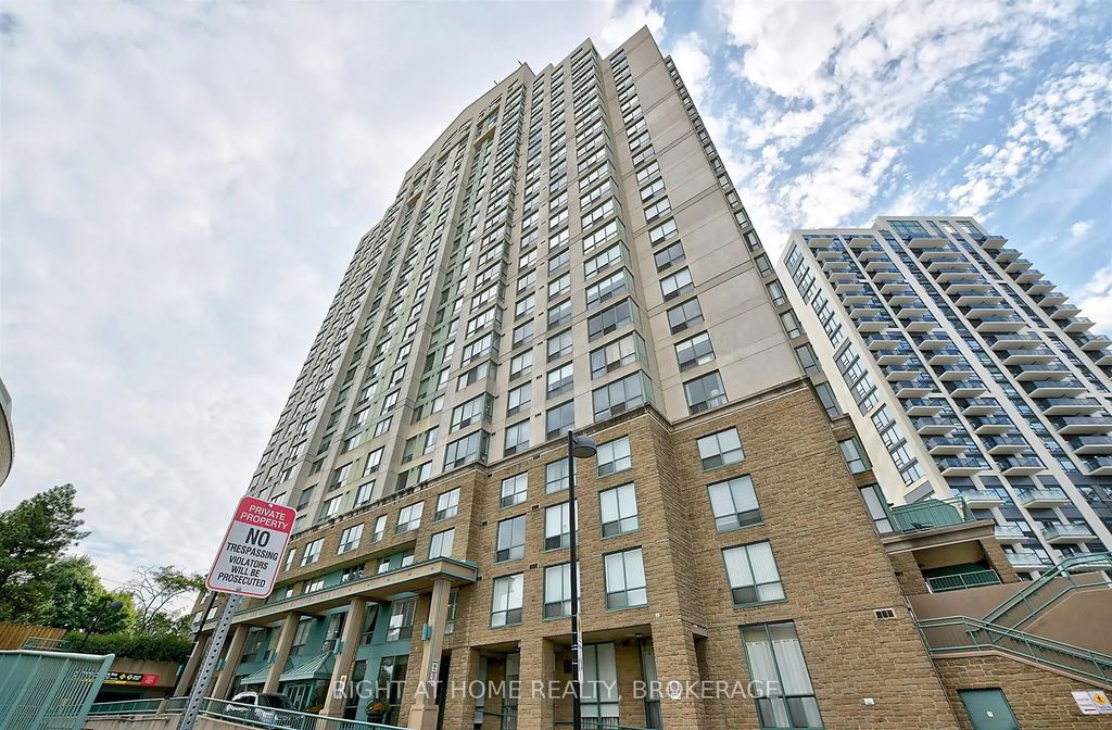 101 Subway Crescent 206, Toronto W08