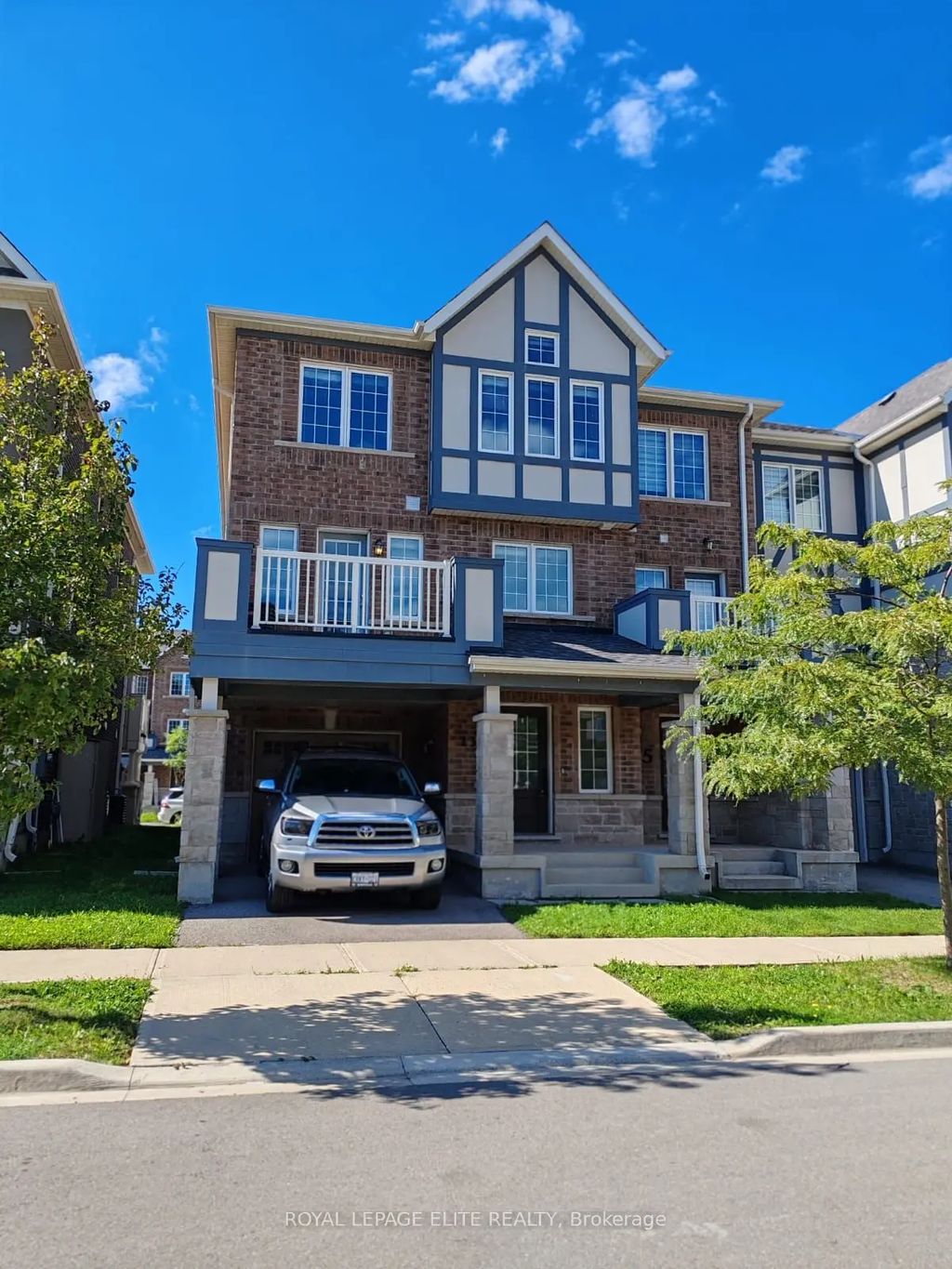 133 Toucan Trail, Oakville