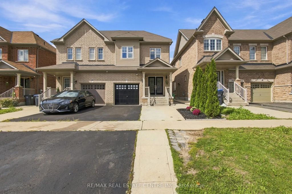 28 Banbridge Crescent, Brampton