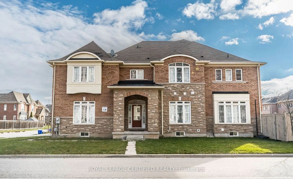 620 Asleton Boulevard, Milton