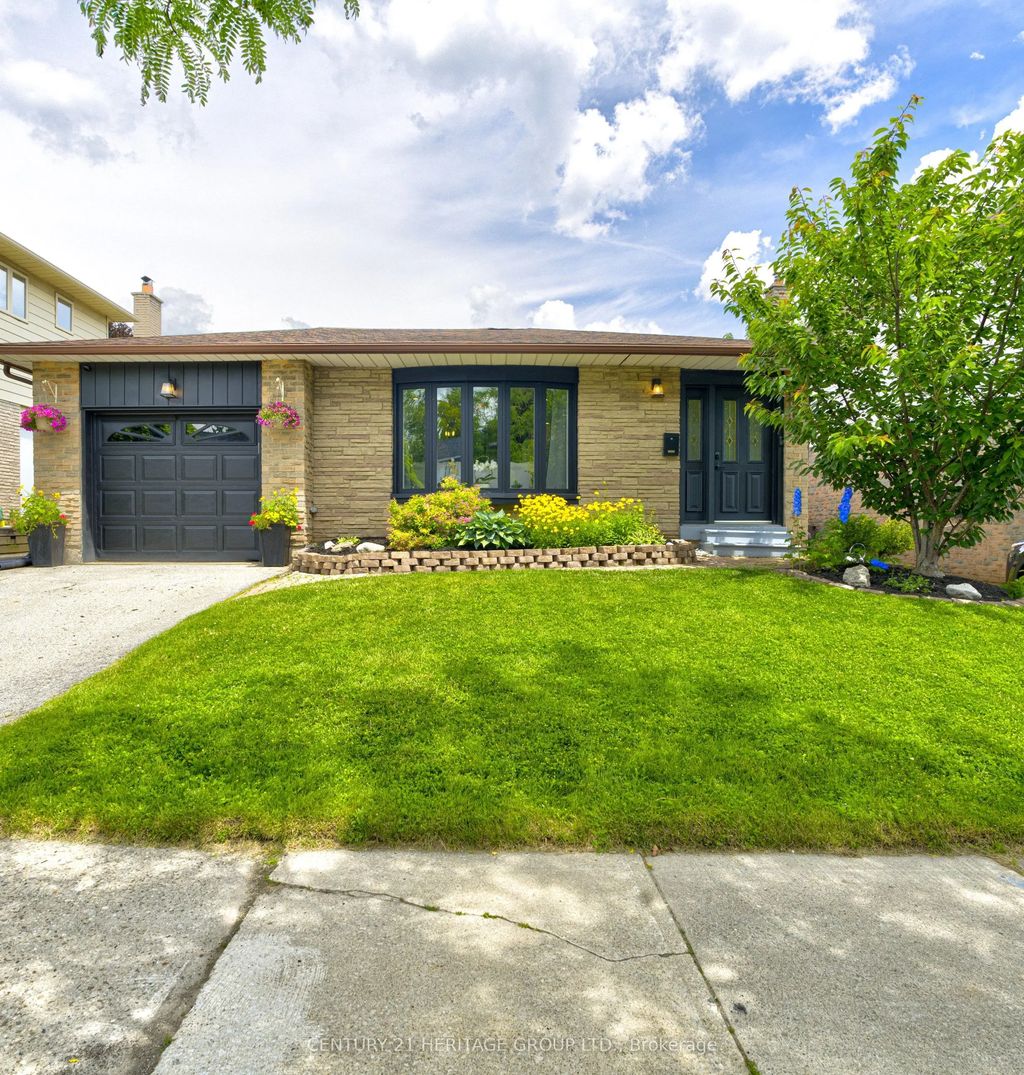 2379 Duncaster Drive, Burlington
