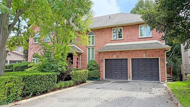 2068 Nipigon Drive, Oakville