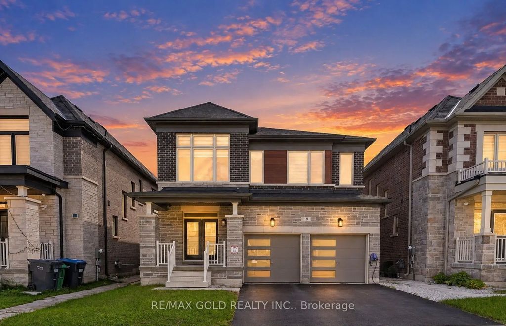 19 Trellanock Road, Brampton