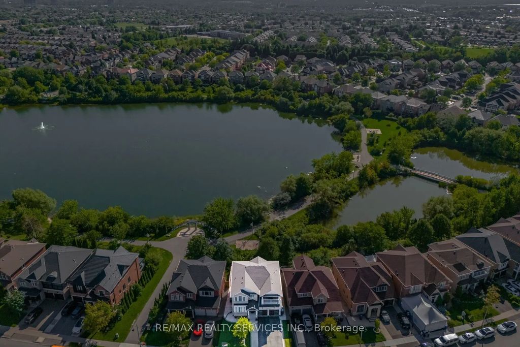 68 Southlake Boulevard, Brampton