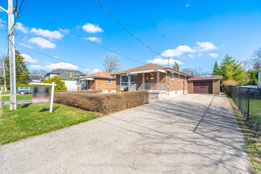 126 Angelene Street, Mississauga