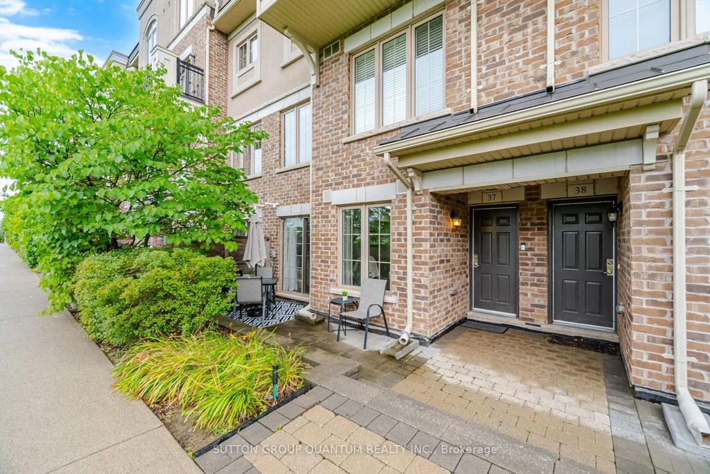 2441 Greenwich Drive 37, Oakville