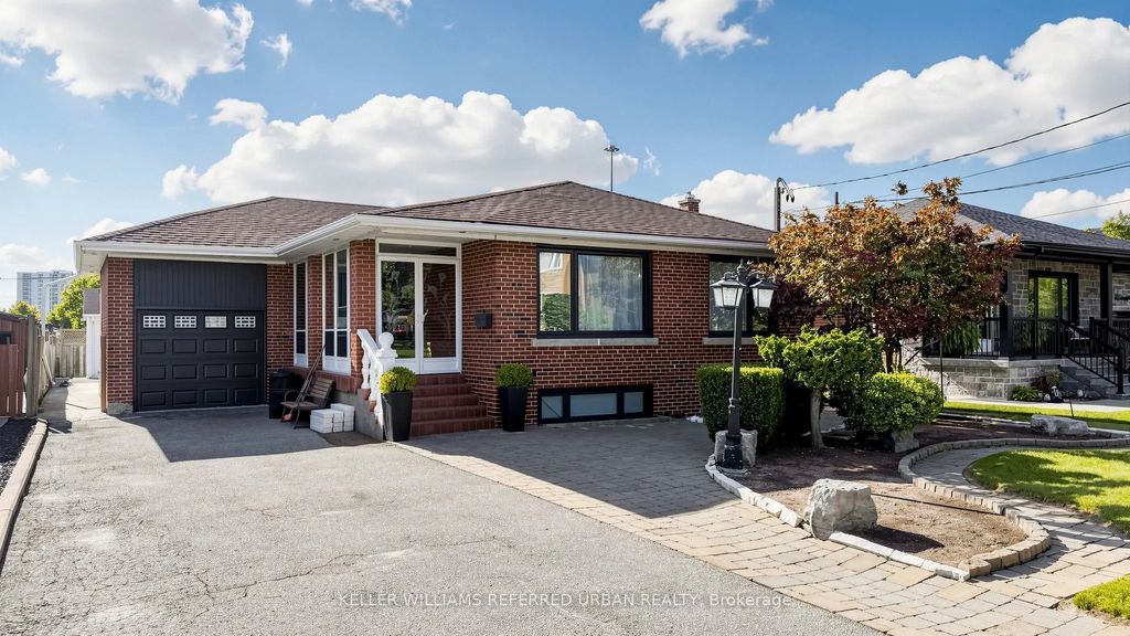 6 Frankfort Avenue Lower, Toronto W04