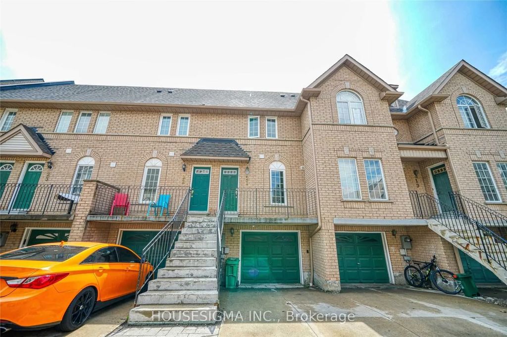 80 Strathaven Drive 21, Mississauga