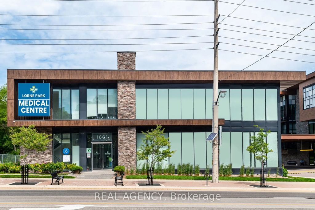 1601 Lakeshore Road W, Mississauga