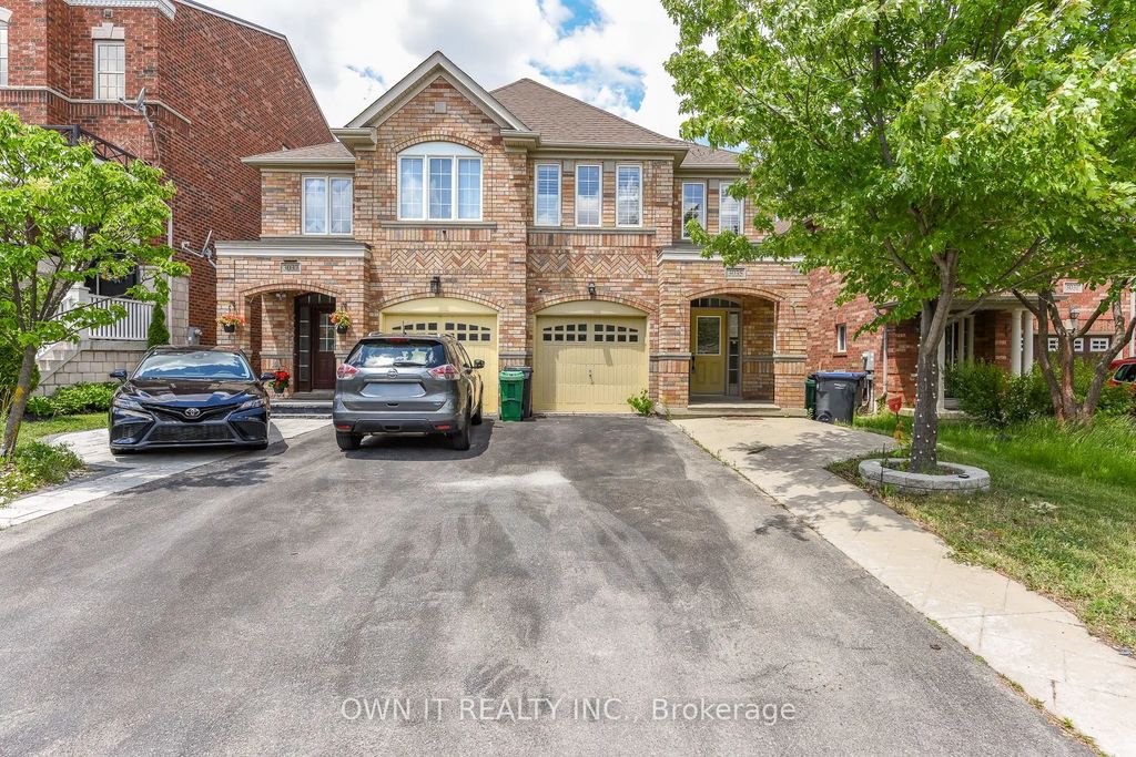 3035 Mission Hill Drive, Mississauga