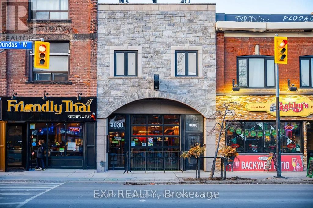 3030 Dundas Street, Toronto W02