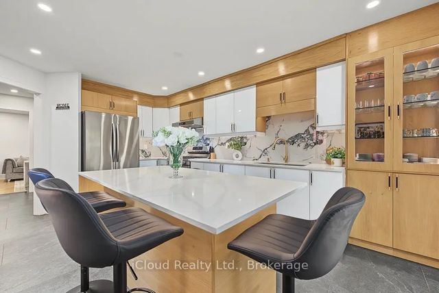 152 Clover Bloom Road, Brampton