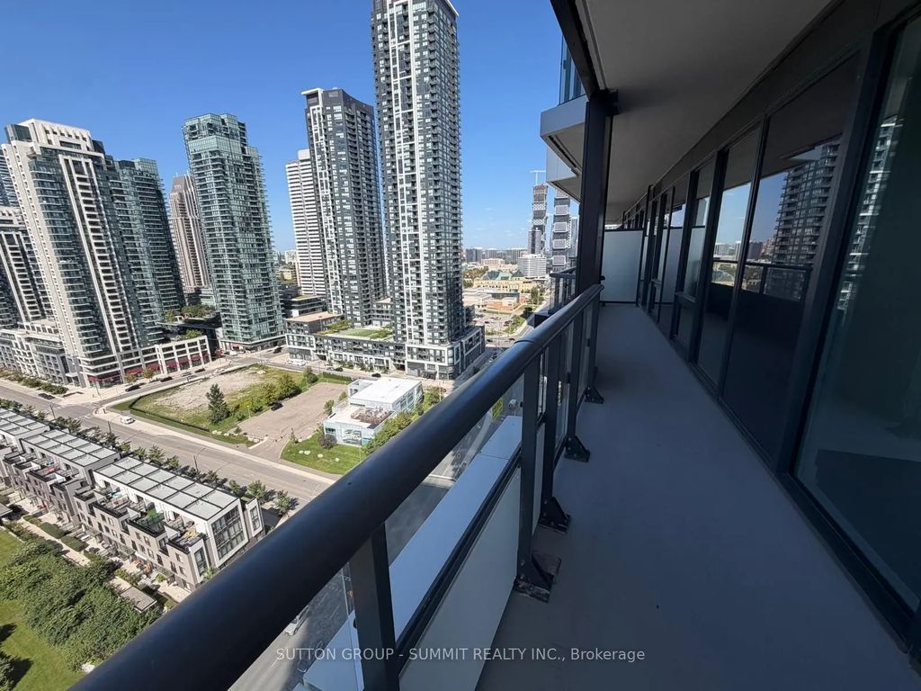 448 Burnhamthorpe Road W 1802, Mississauga