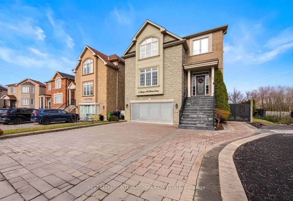 2 George Mckenzie Court, Toronto W04