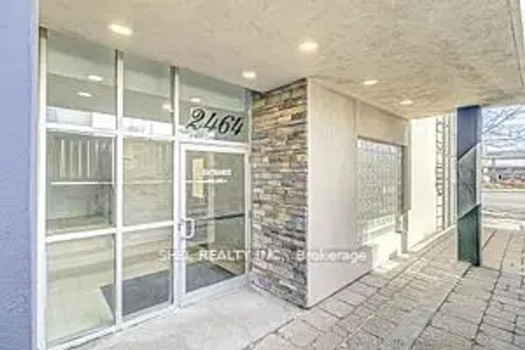 2464 Weston Road W 321, Toronto W04