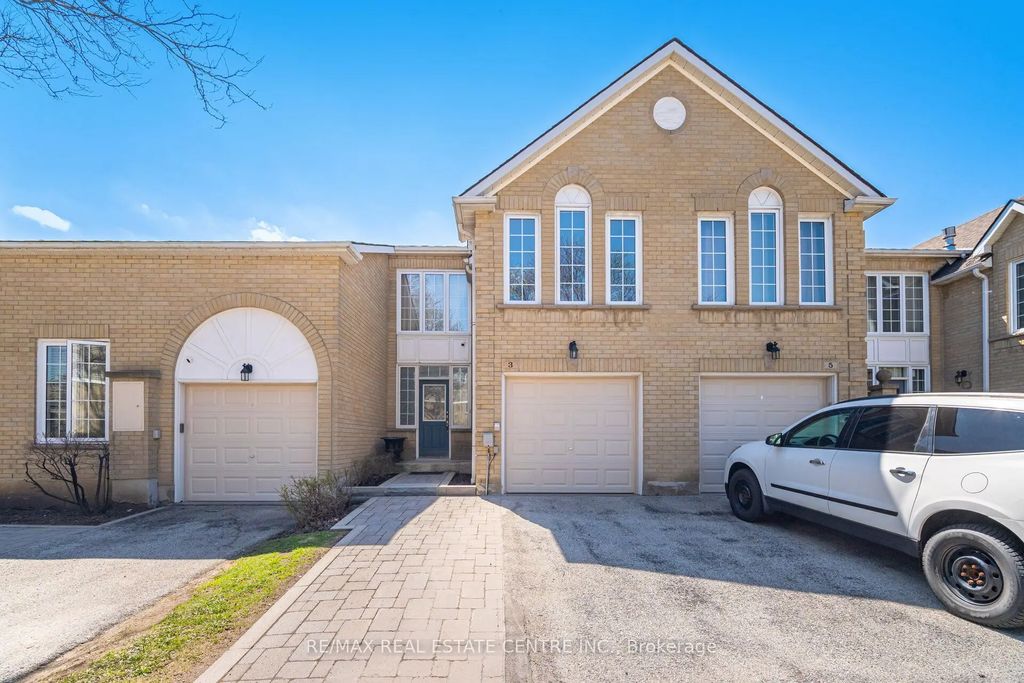 3 Hartnell Square 2, Brampton