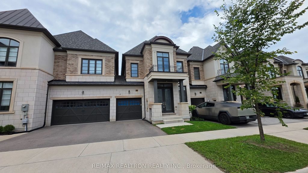 2459 Saw Whet Boulevard, Oakville