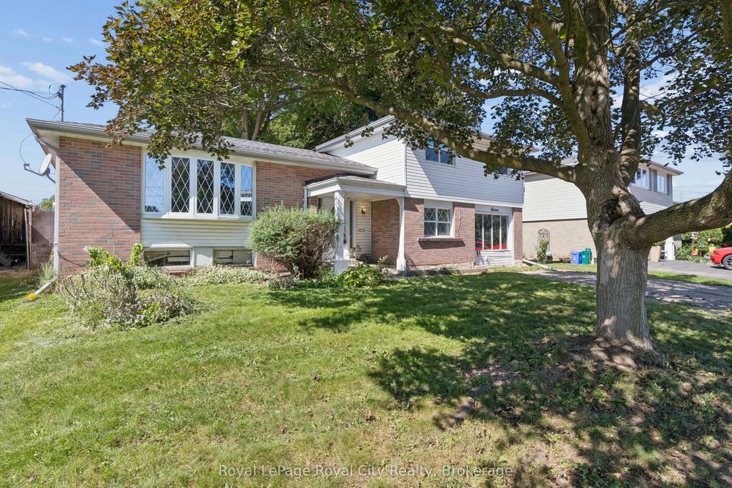 16 Heather Court, Halton Hills