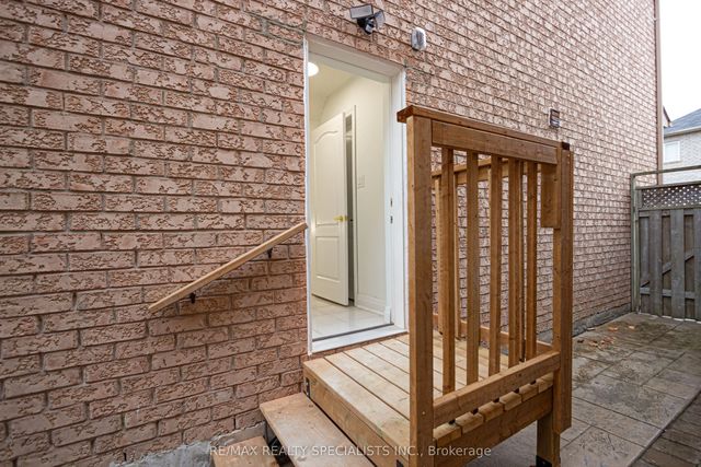 5446 Tasha Drive Lower, Mississauga