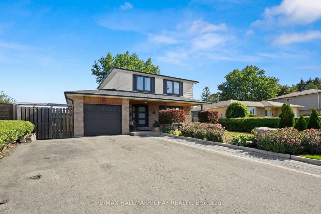 8 Grassington Crescent, Brampton