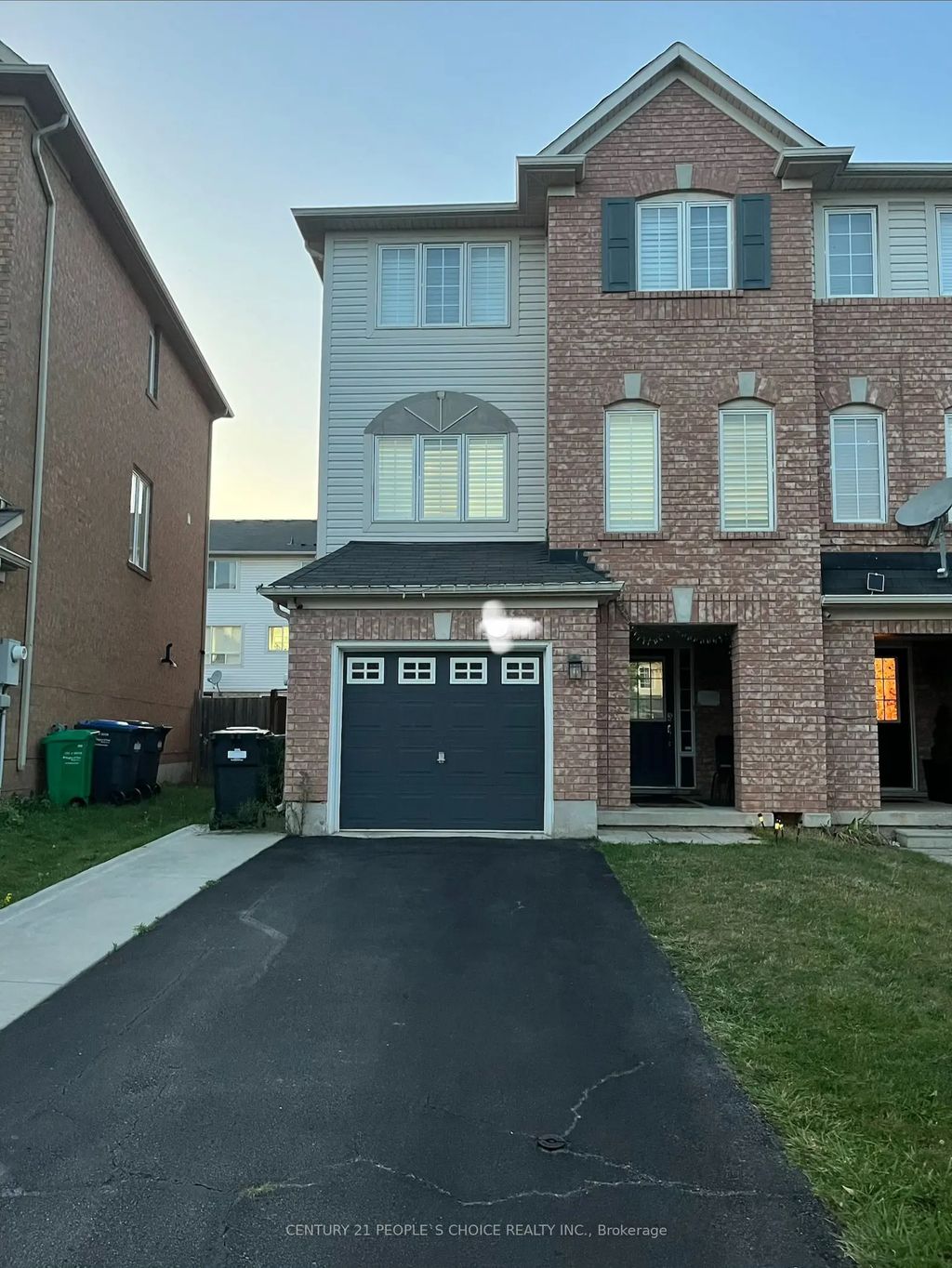 117 Decker Hollow Circle, Brampton