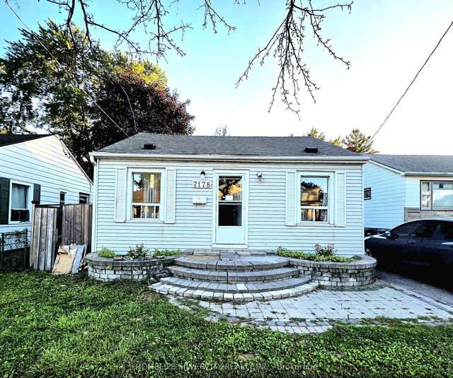 7178 Lancaster Avenue, Mississauga