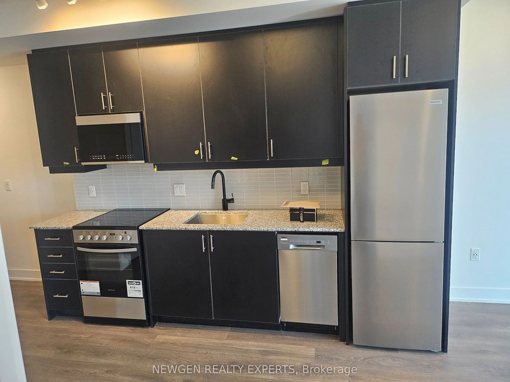 2333 Khalsa Gate 221, Oakville