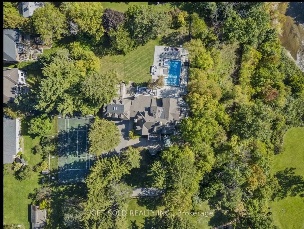 2552 Jarvis Street, Mississauga